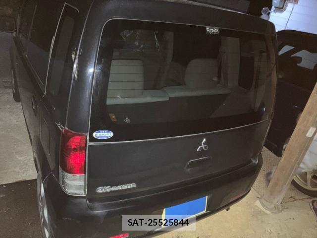 Mitsubishi EK WAGON 2004-01 8365728-2