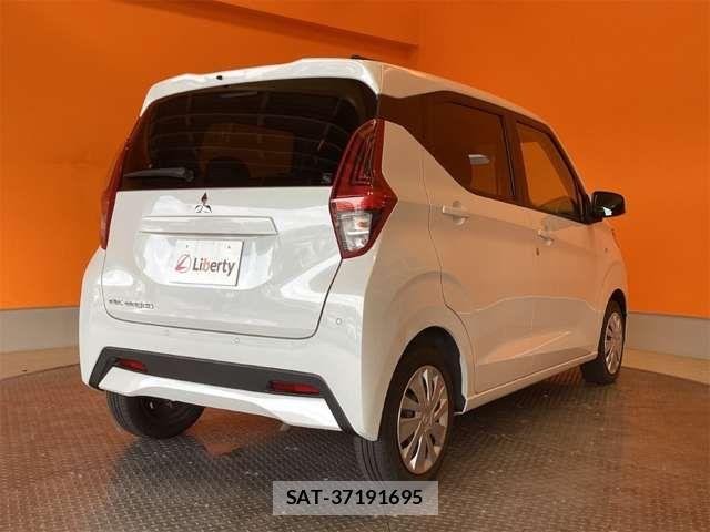 Mitsubishi EK WAGON 2023-08 8365702-8