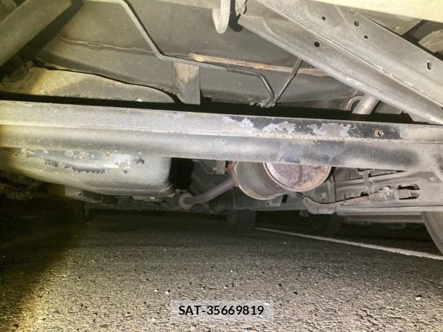 Mitsubishi EK WAGON 2013-08 8371625-8