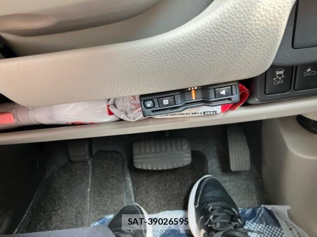 Mitsubishi EK WAGON 2017-11 8412168-21