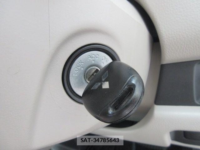 Mitsubishi EK WAGON 2016-03 8412151-18