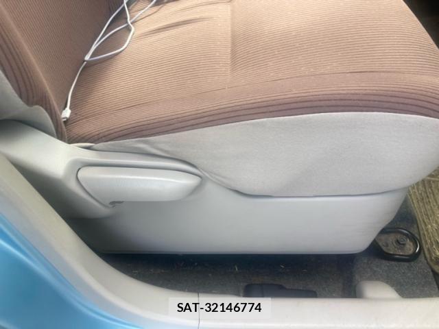 Mitsubishi EK WAGON 2017-11 8412170-12