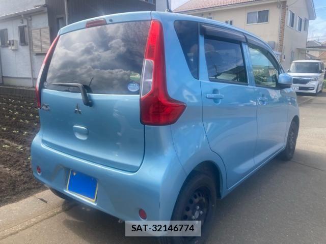 Mitsubishi EK WAGON 2017-11 8412170-3