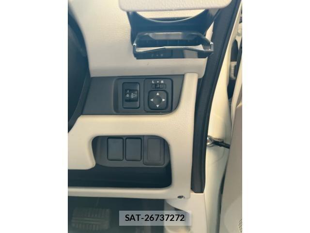 Mitsubishi EK WAGON 2013-12 8412172-7