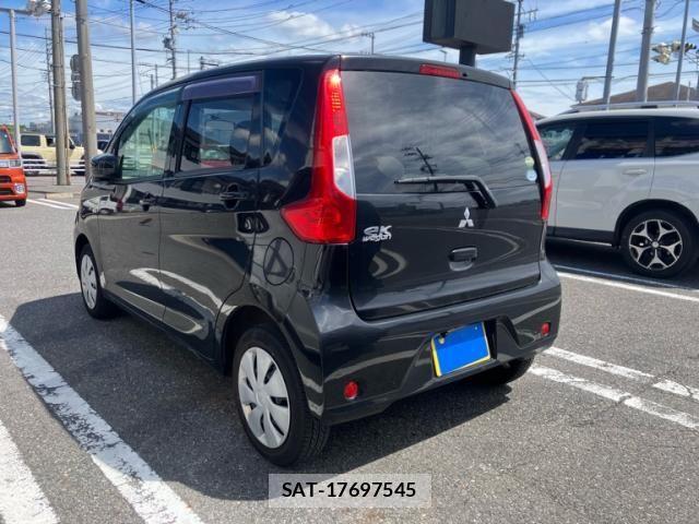 Mitsubishi EK WAGON 2018-01 8438090-6