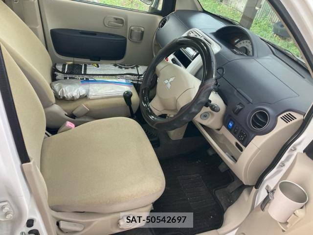 Mitsubishi EK WAGON 2010-09 8524628-3