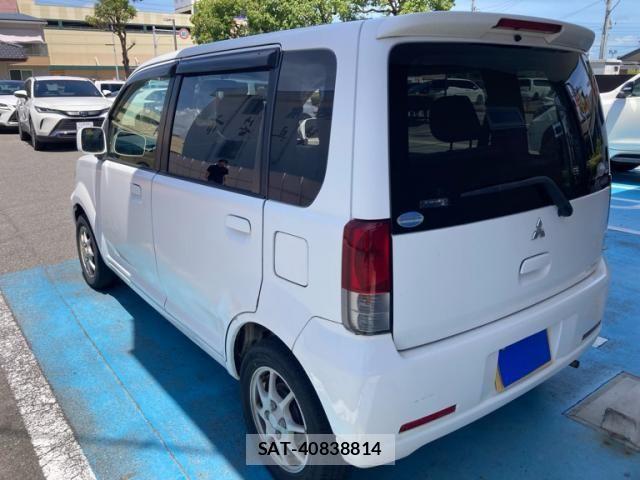 Mitsubishi EK WAGON 2002-04 8658891-2
