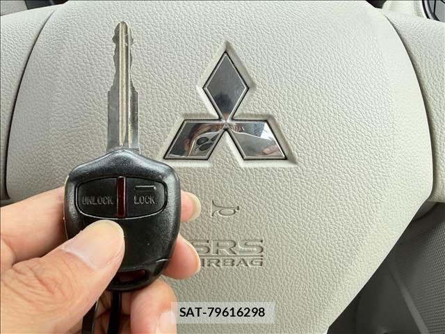 Mitsubishi EK WAGON 2015-11 8658883-17