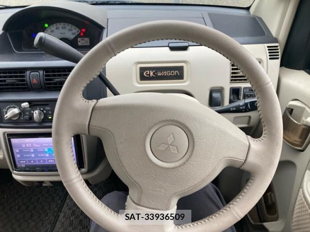 Mitsubishi EK WAGON 2004-05 8780063-4