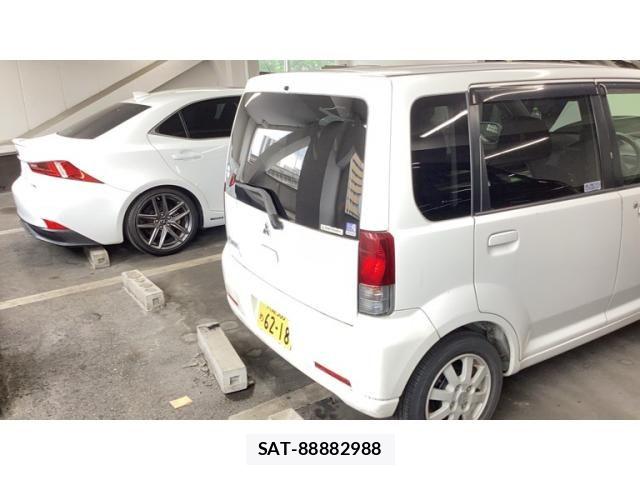 Mitsubishi EK WAGON 2004-01 8848833-4