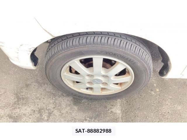 Mitsubishi EK WAGON 2004-01 8848833-7