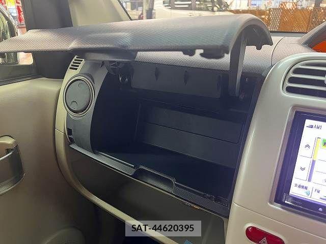 Mitsubishi EK WAGON 2013-03 8870911-13