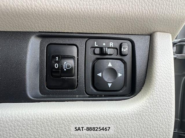 Mitsubishi EK WAGON 2018-03 8870909-11