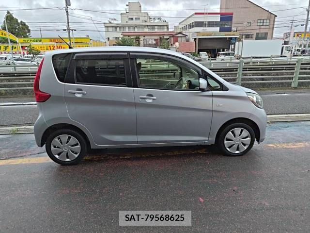 Mitsubishi EK WAGON 2017-08 8879598-9