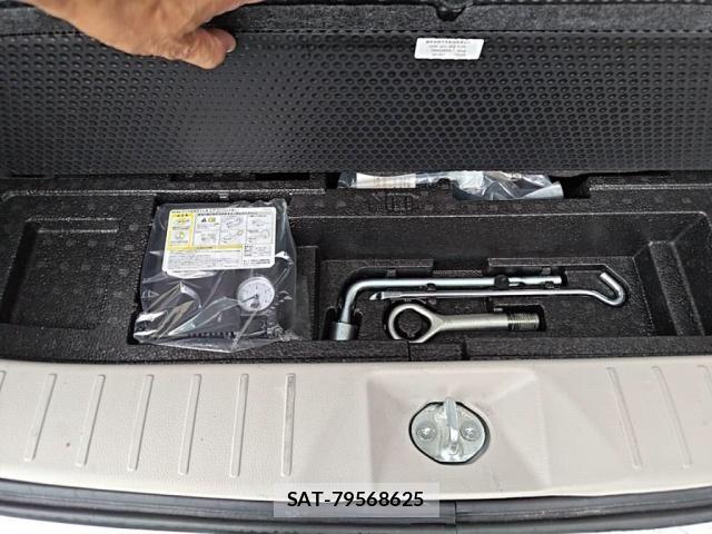 Mitsubishi EK WAGON 2017-08 8879598-27