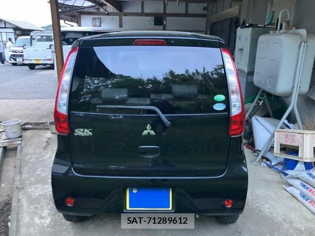 Mitsubishi EK WAGON 2014-01 7217907-3