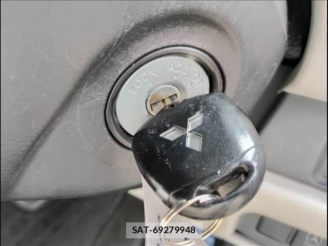 Mitsubishi EK WAGON 2014-10 7616337-11