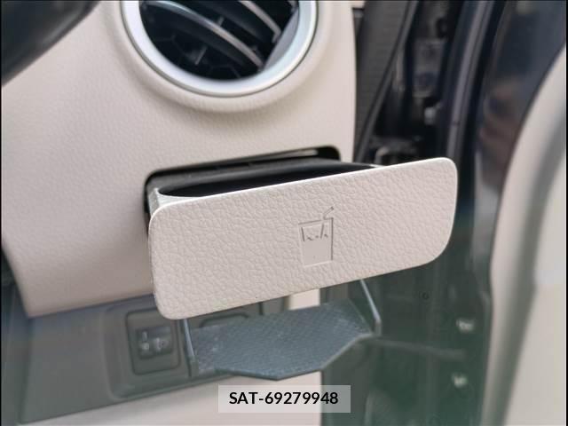 Mitsubishi EK WAGON 2014-10 7616337-19