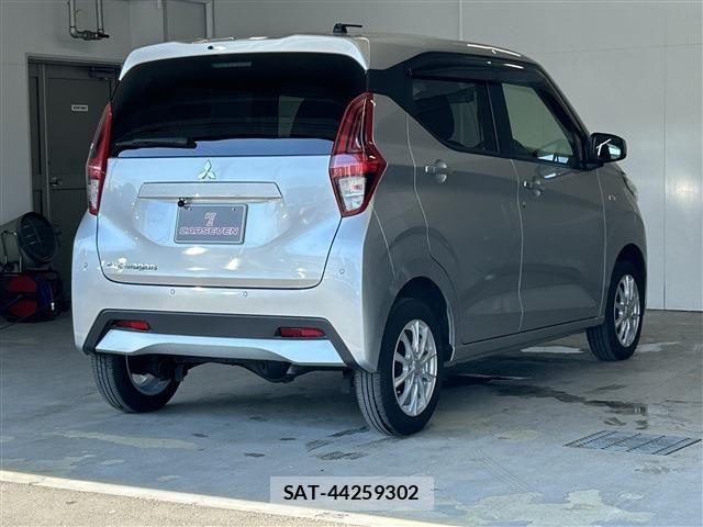 Mitsubishi EK WAGON 2023-01 8035359-5