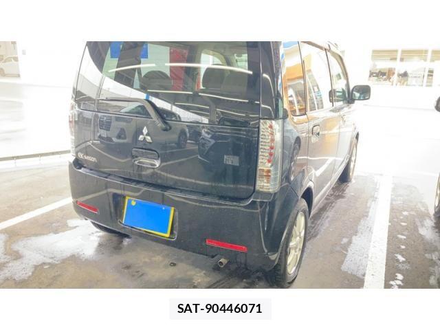 Mitsubishi EK WAGON 2010-06 8035362-2