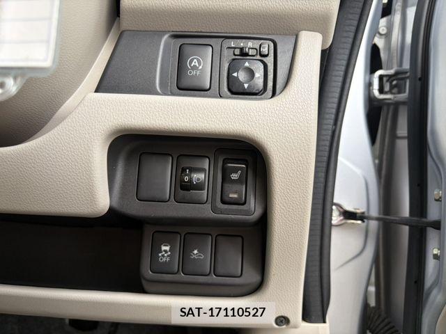 Mitsubishi EK WAGON 2016-08 8207383-4