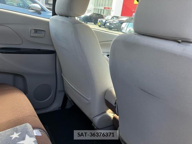 Mitsubishi EK WAGON 2018-05 8412175-25