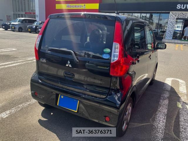 Mitsubishi EK WAGON 2018-05 8412175-3