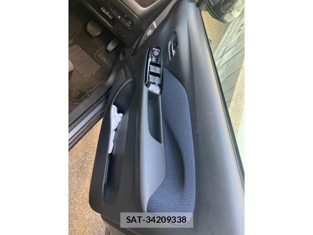 Mitsubishi EK X 2019-04 1178429-9