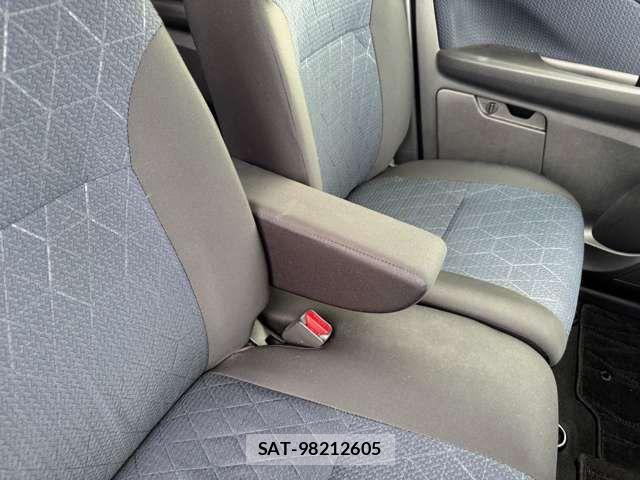 Mitsubishi EK X 2020-09 1345784-18