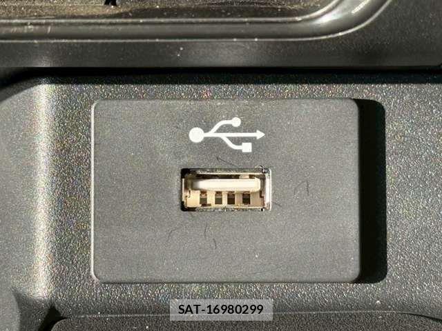 Mitsubishi EK X 2019-10 1472242-4