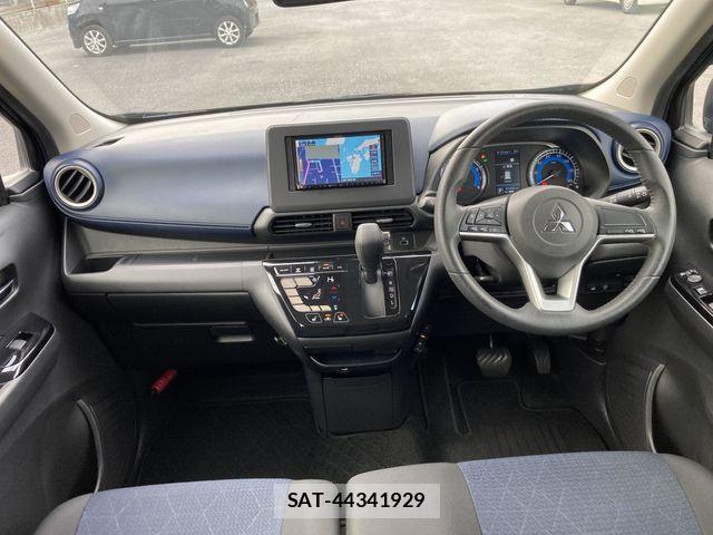 Mitsubishi EK X 2020-10 1824194-7