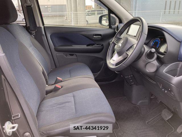 Mitsubishi EK X 2020-10 1824194-8