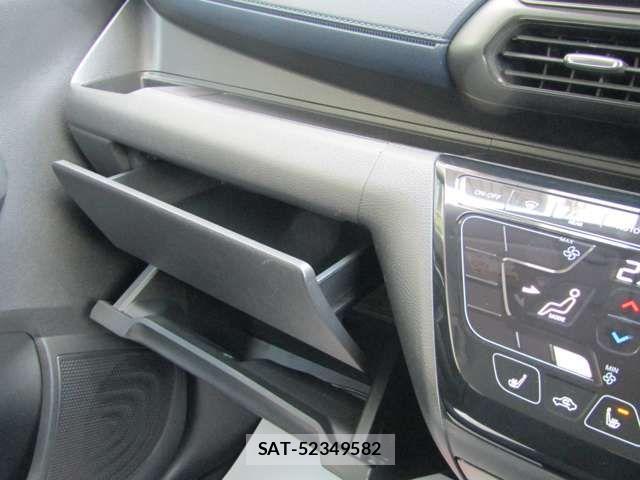 Mitsubishi EK X 2020-11 3420913-16