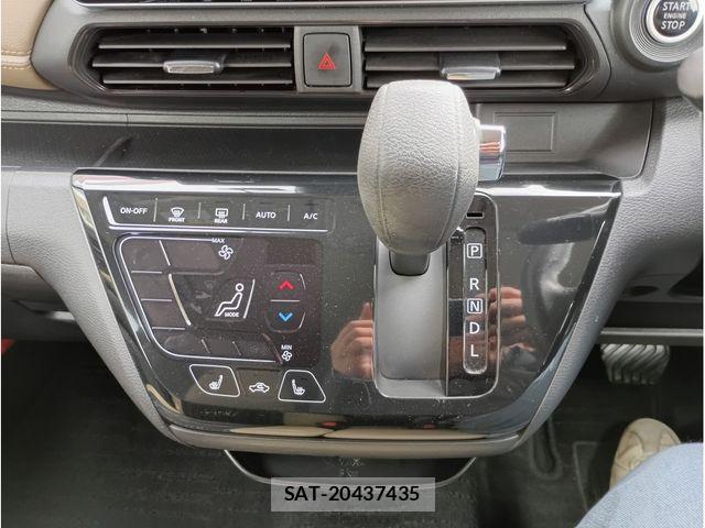 Mitsubishi EK X 2019-04 6243762-12