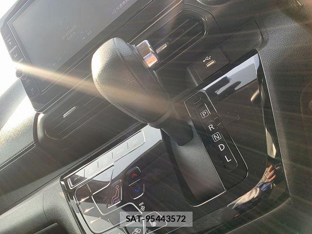 Mitsubishi EK X 2019-04 6675804-11