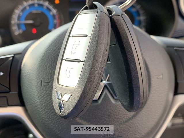 Mitsubishi EK X 2019-04 6675804-15