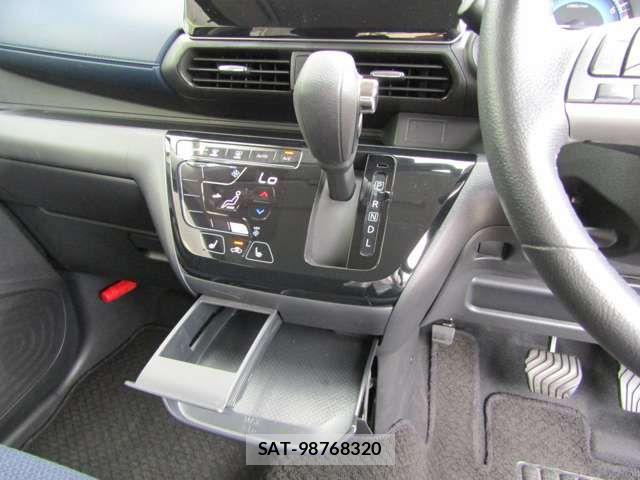 Mitsubishi EK X 2020-12 7250634-14