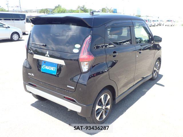 Mitsubishi EK X 2021-03 7357638-9