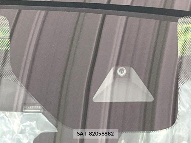 Mitsubishi EK X 2022-02 7454109-5
