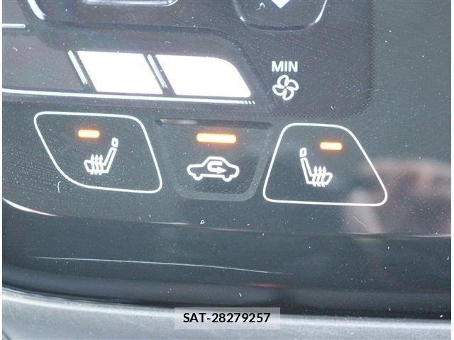 Mitsubishi EK X 2020-01 7454110-16
