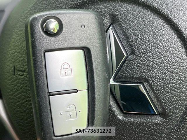 Mitsubishi EK X 2020-03 7500404-6