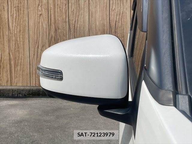 Mitsubishi EK X 2019-04 8098999-24