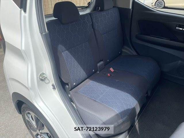 Mitsubishi EK X 2019-04 8098999-7