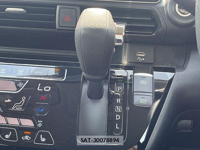 Mitsubishi EK X 2019-09 8098993-19