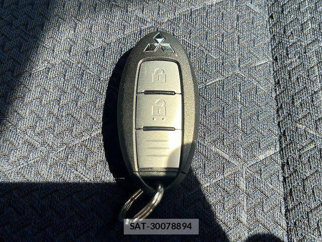 Mitsubishi EK X 2019-09 8098993-25