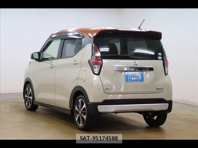 Mitsubishi EK X 2021-05 8314303-19