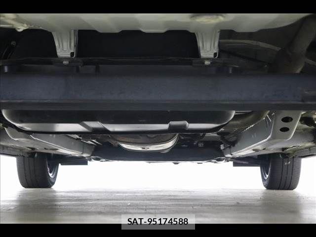 Mitsubishi EK X 2021-05 8314303-25