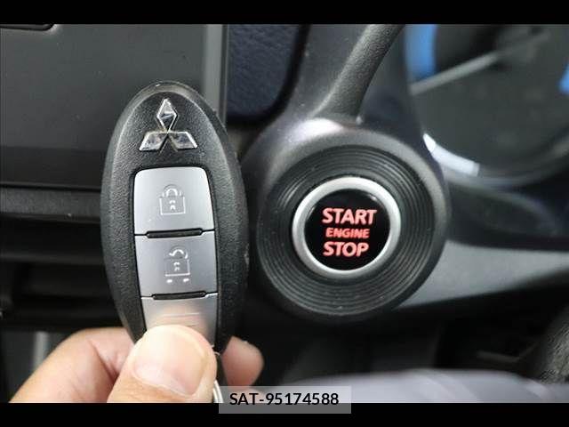 Mitsubishi EK X 2021-05 8314303-4