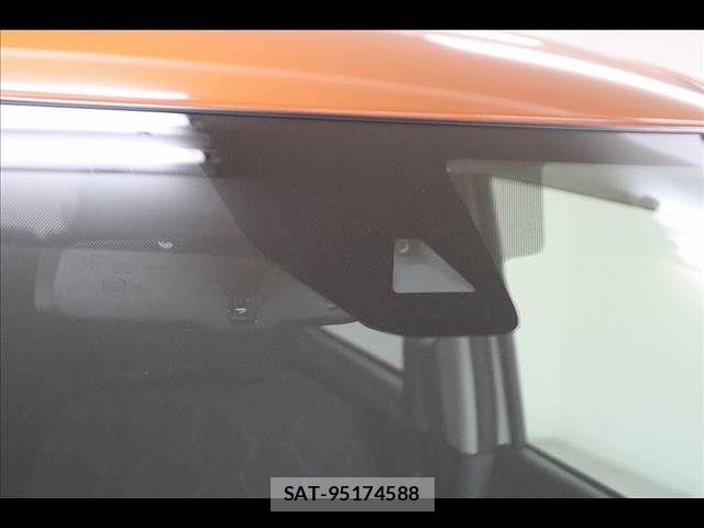 Mitsubishi EK X 2021-05 8314303-6