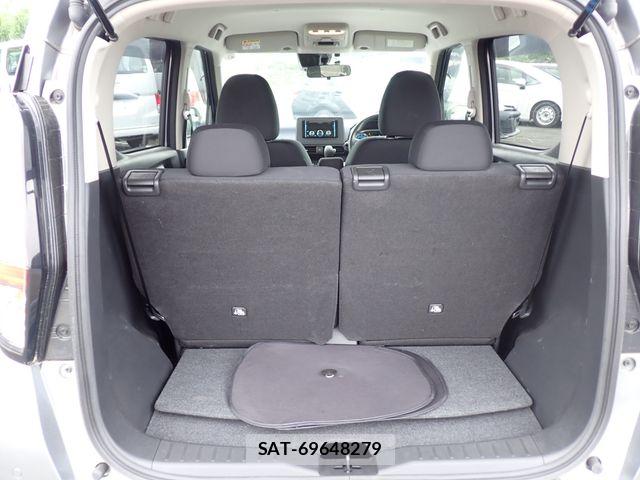 Mitsubishi EK X 2023-04 8457414-20